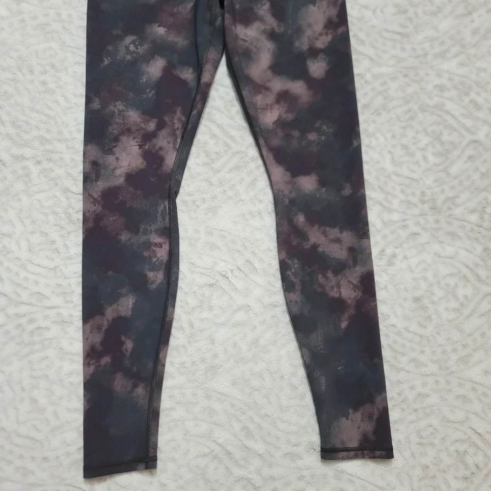 ALO Yoga Solarized High-Rise Tie-Dye Leggings Oxblood Size M